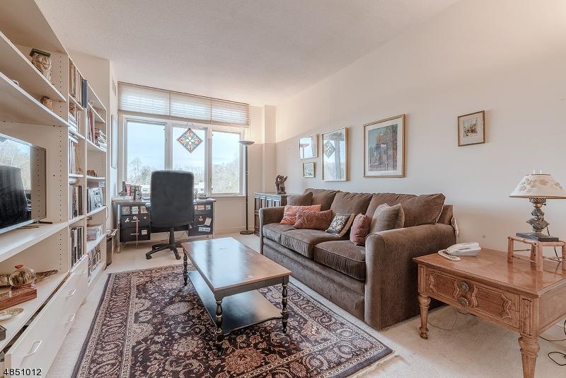 616 S Orange Ave, 7F - Photo 1
