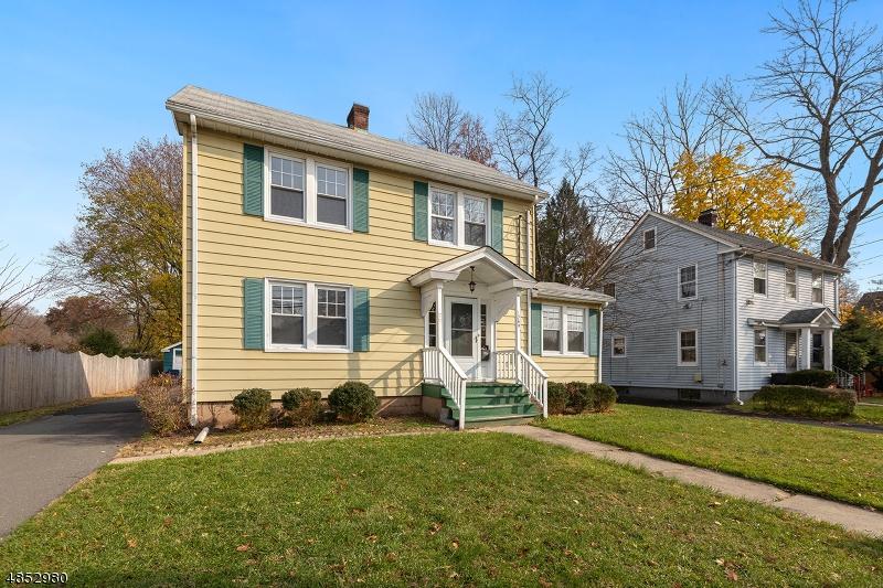 1369 Florence Ave - Photo 1