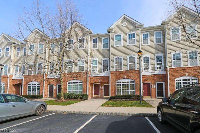 715 Hero Way - Photo 1