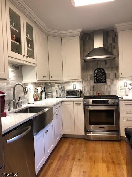 133 Summit Ave - Photo 1