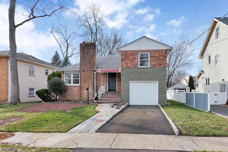 11 Locust Dr - Photo 1