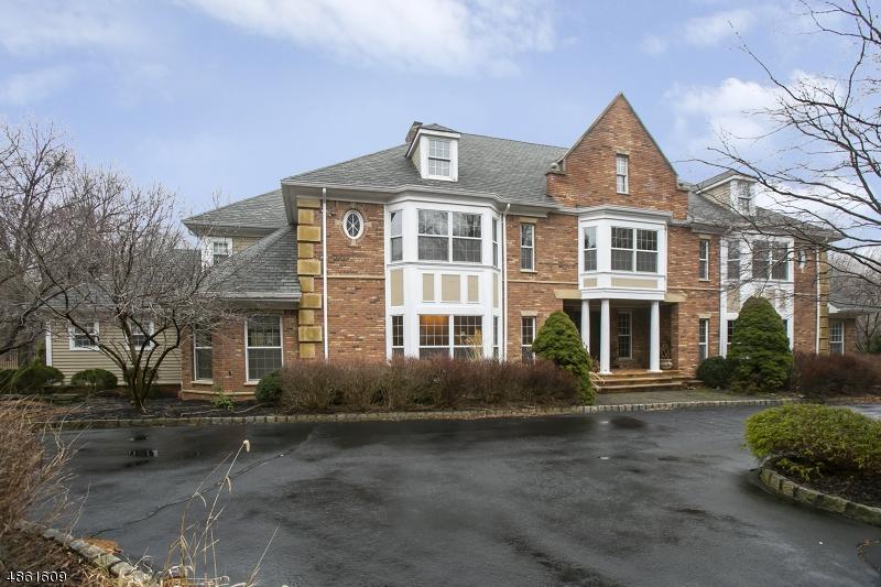 6 Ascot Ln - Photo 1