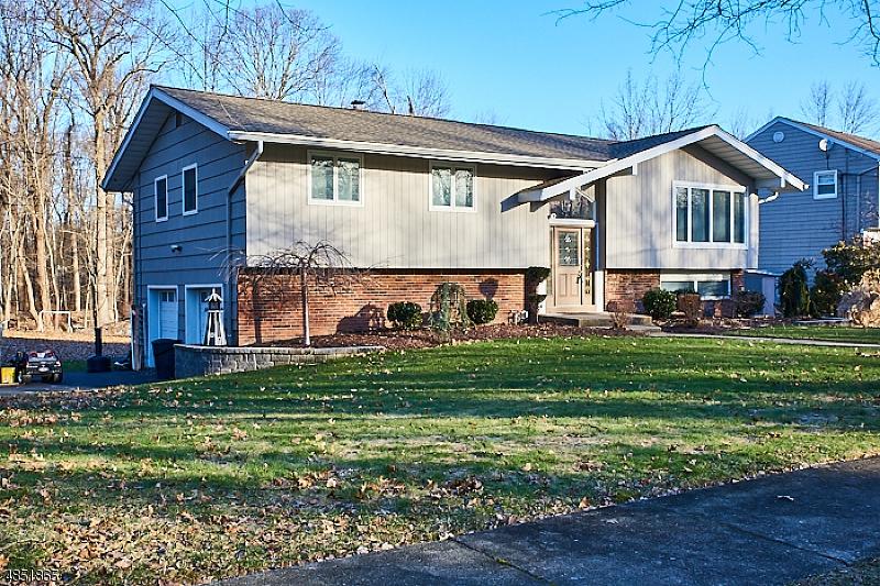 42 Normandy Dr - Photo 1