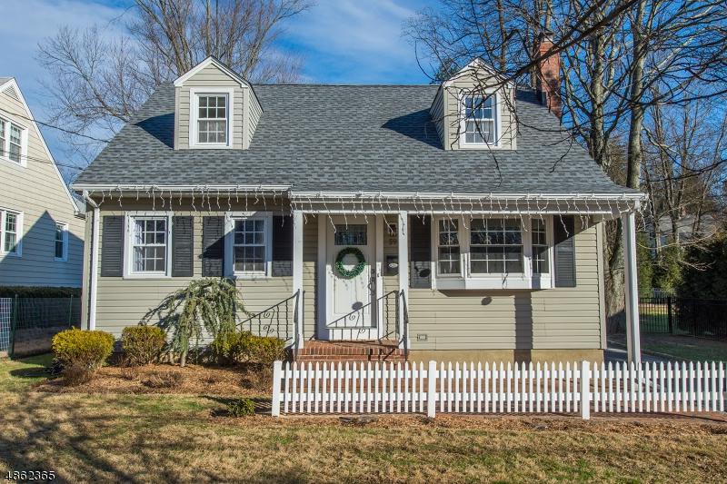 59 Hillside Ave - Photo 1