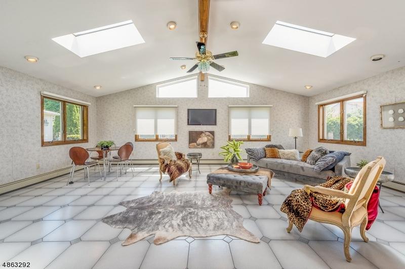 408 Cranford Ave - Photo 1