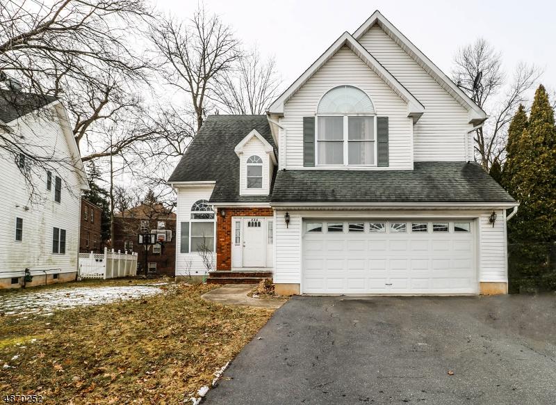 886 Billy Ct - Photo 1