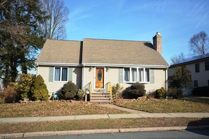 95 Franklin Ave - Photo 1