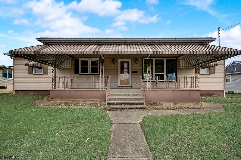 919 Hill St - Photo 1