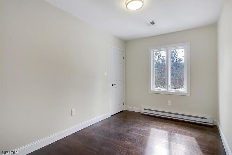 12 Crescent Rd - Photo 1