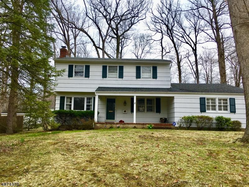 118 Lawrence Dr - Photo 1