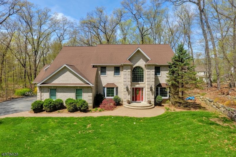 3 Mountainside Dr - Photo 1