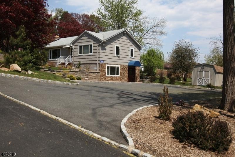 402 Mt Kemble Ave - Photo 1