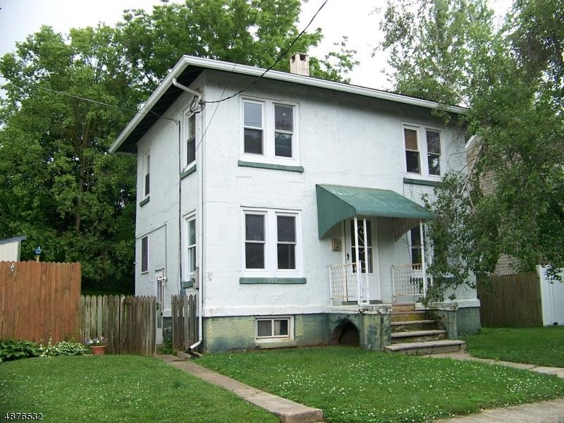 591 Tuttle St - Photo 1