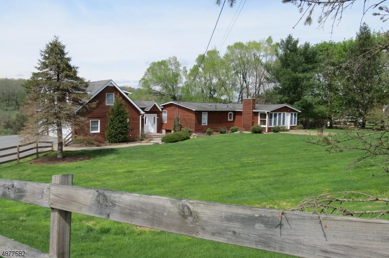 341 Delaware Rd - Photo 1