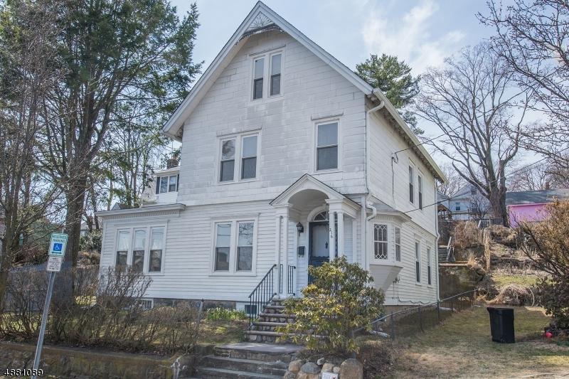 216 William St - Photo 1