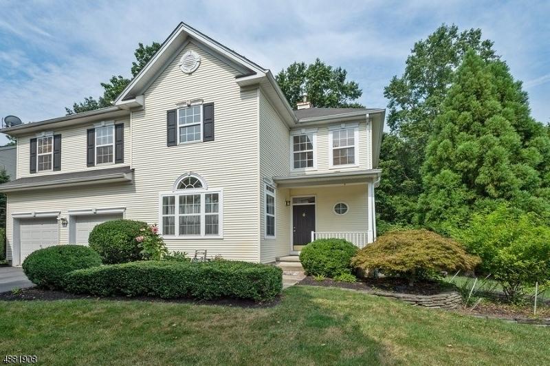 109 York Dr - Photo 1