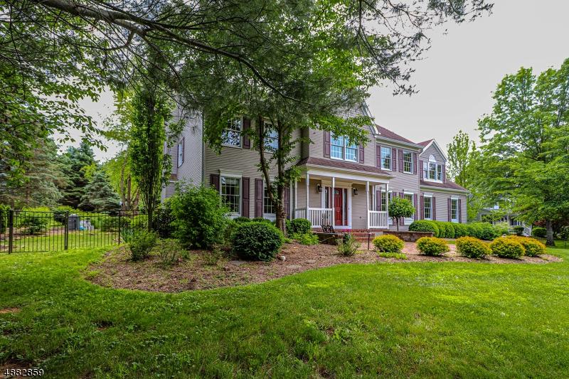 111 Hoffman Ln - Photo 1