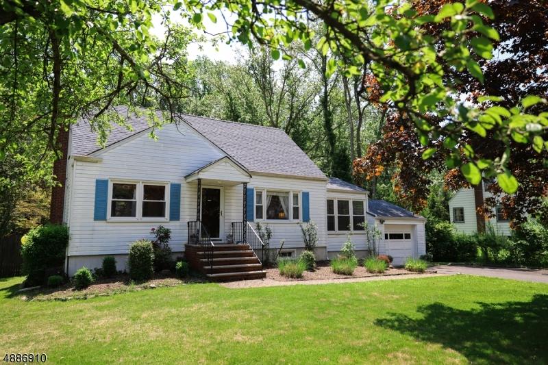 819 River Rd - Photo 1