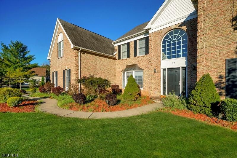 97 Southfield Dr - Photo 1