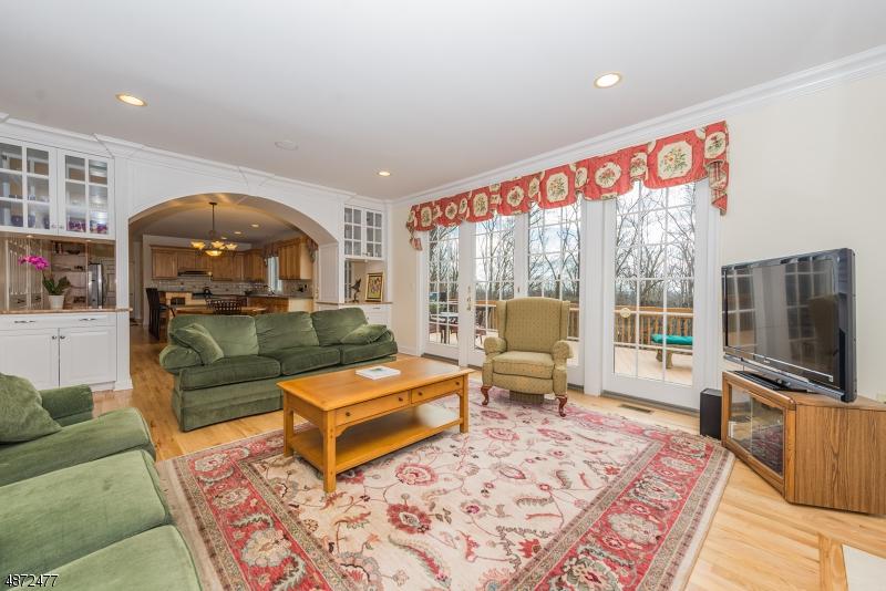 4 Forest Dr - Photo 1