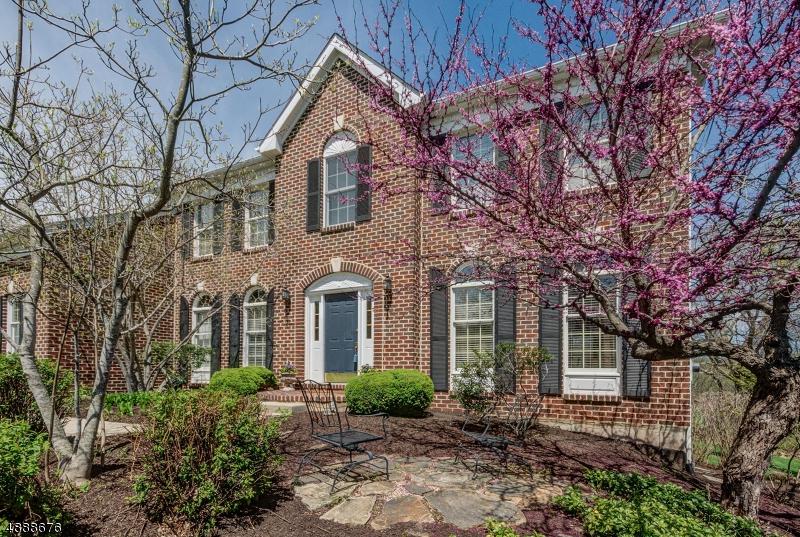 56 Wyckoff Dr - Photo 1