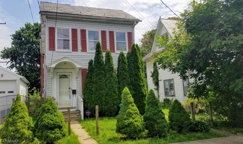 369 Prospect St - Photo 1