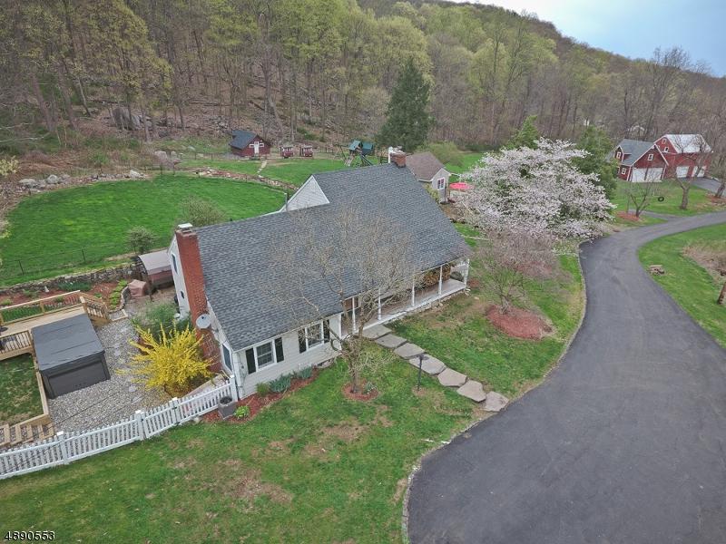 253 Lackawanna Dr - Photo 1