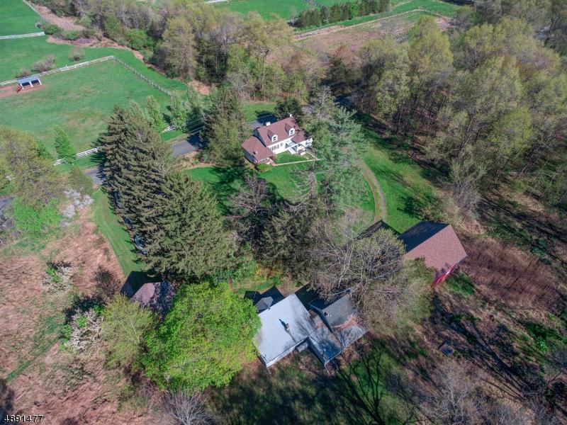 135 Cowperthwaite Rd - Photo 1