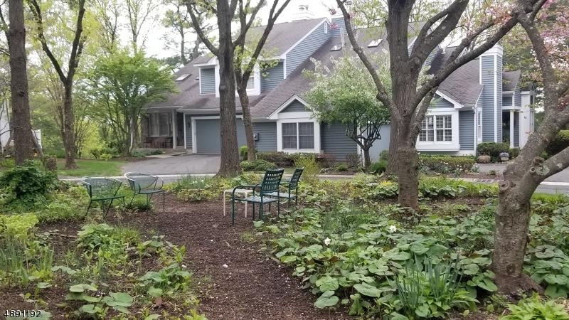 14 Timothy Ln - Photo 1