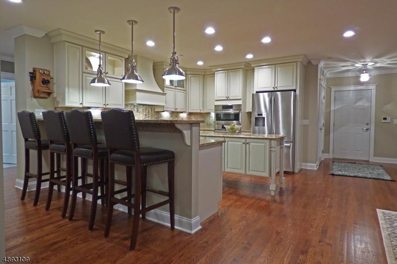 25 Ridgedale Ave Unit 12 - Photo 1