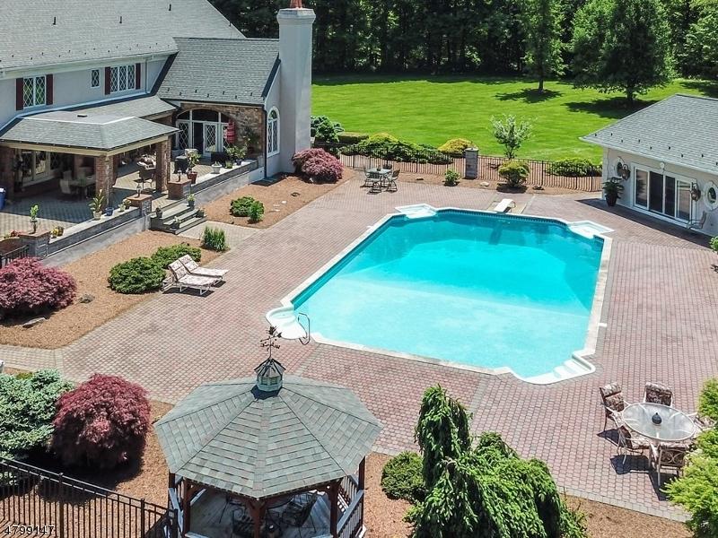29 Pequest Rd - Photo 1