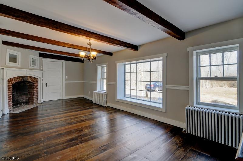 24 Washington Dr - Photo 1