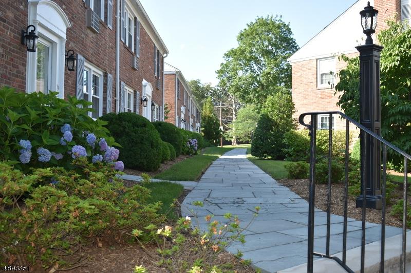 66 New Eng Ave Unit 2 - Photo 1