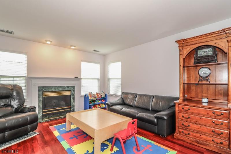 355 Wren Ln - Photo 1