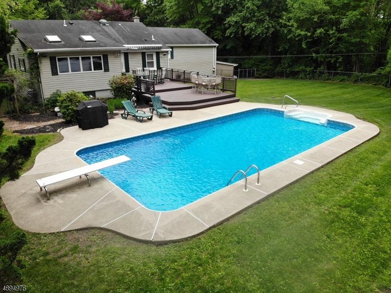 52 Lincoln Pl - Photo 1