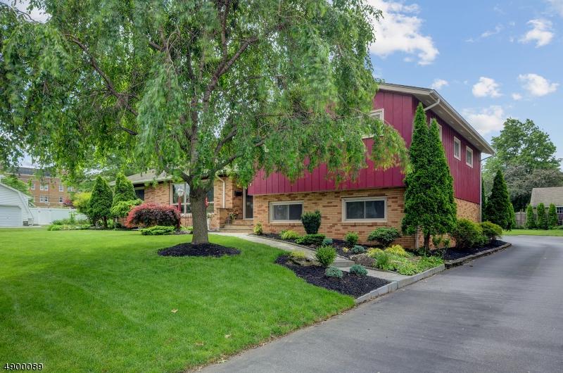 52 Steele Ave - Photo 1