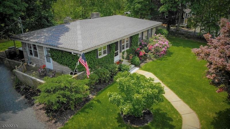 2450 Lamington Rd - Photo 1