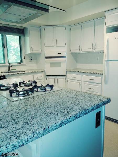 245 Pompton Ave - Photo 1