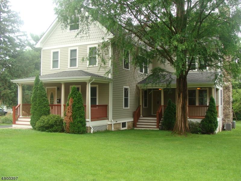 262 Kings Rd - Photo 1