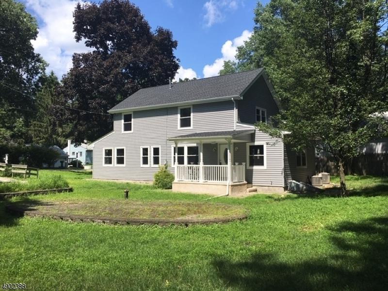 14 Mountainside Dr - Photo 1