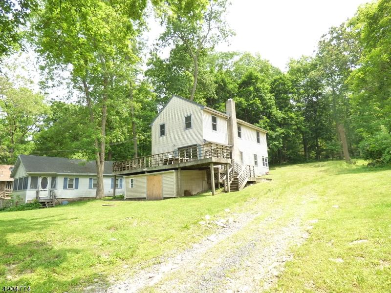 54 Lakeview Ave - Photo 1