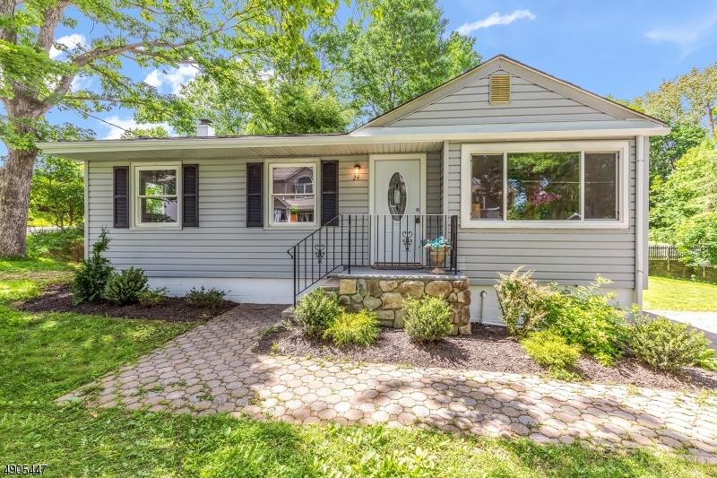 24 Carteret Rd - Photo 1