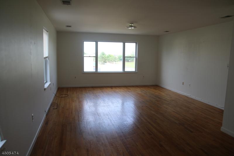 60 Port Ave - Photo 1