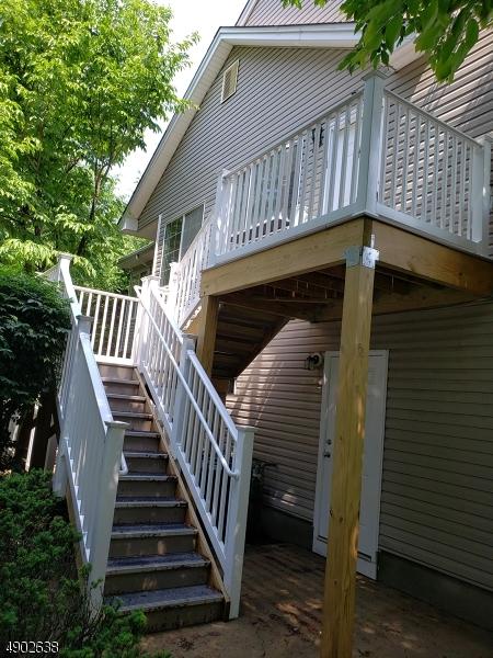 27 Morgan Ct - Photo 1