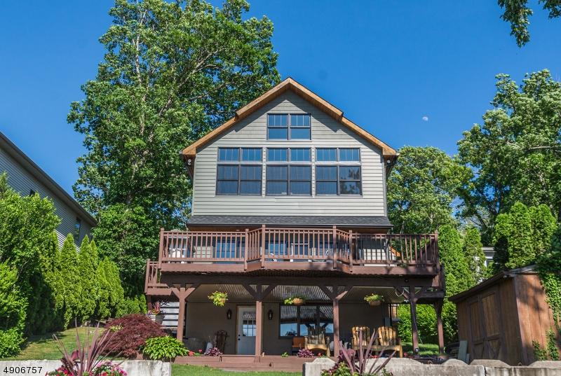 67 Lake Park Ter- Lakefront - Photo 1