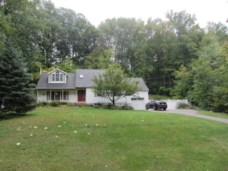 6 Wood Dale Ct - Photo 1