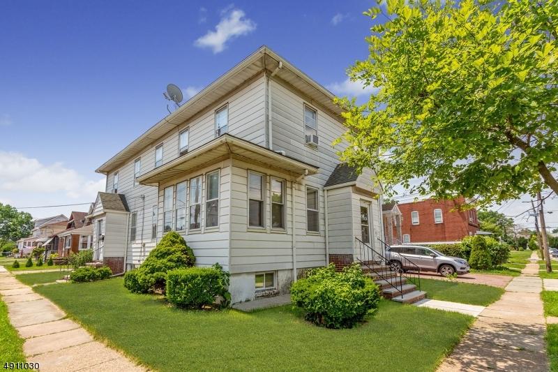 201 Adams St - Photo 1