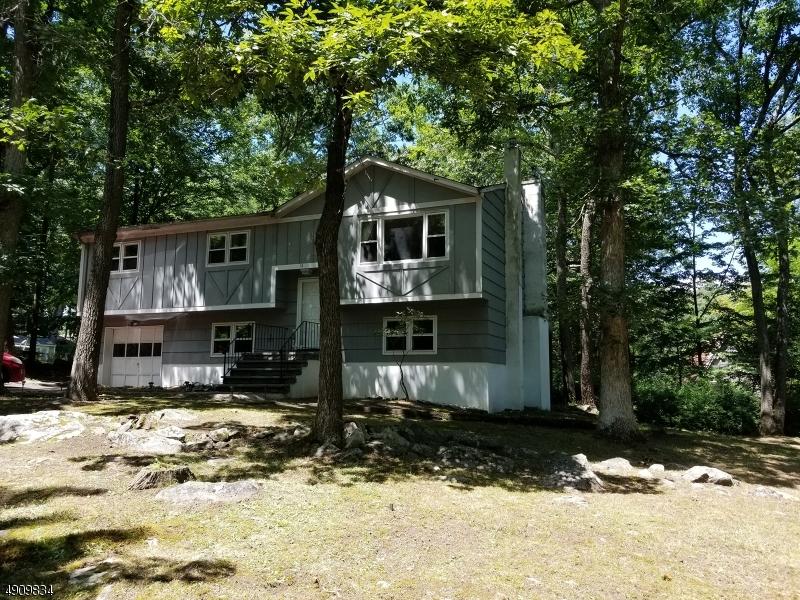 15 Crescent Dr N - Photo 1