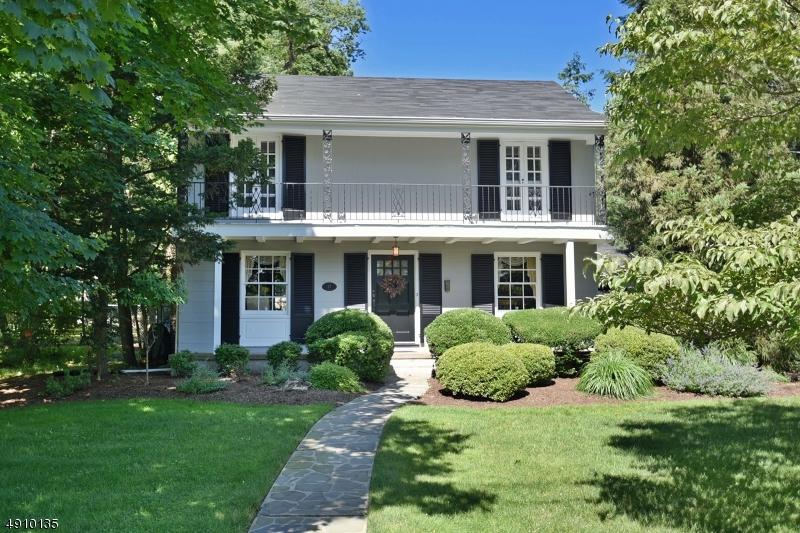 37 Van Dyke Dr - Photo 1
