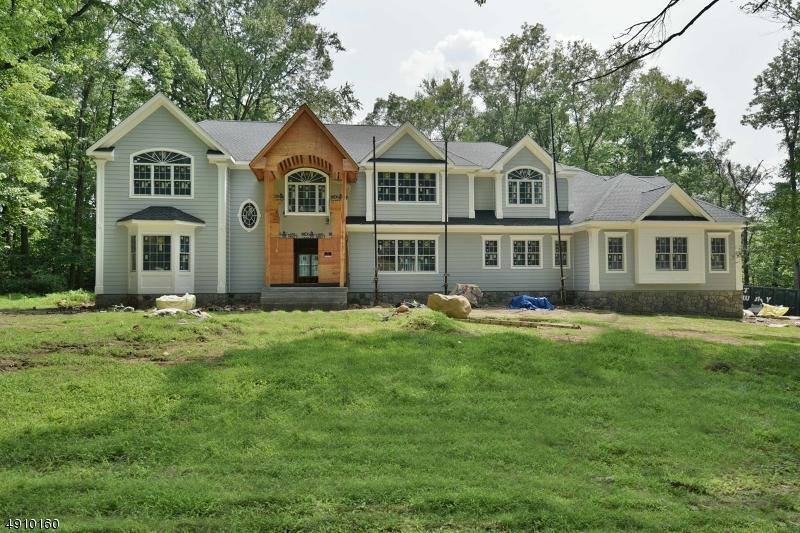 24 Robin Ridge Rd - Photo 1